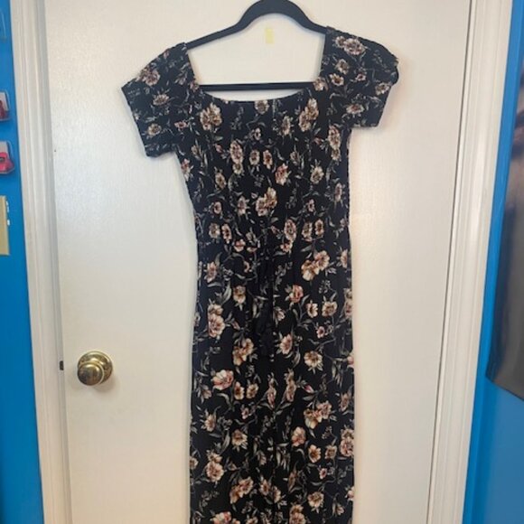 Xhilaration Pants - Xhilaration black and floral short sleeve Pants jumpsuit